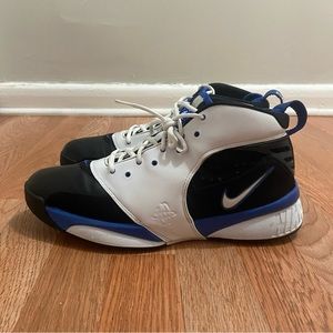 2005 Vintage Nike Air Huaraches size 12